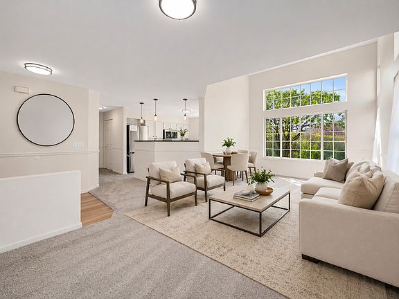 4th image of 268 Arlington Ct #268