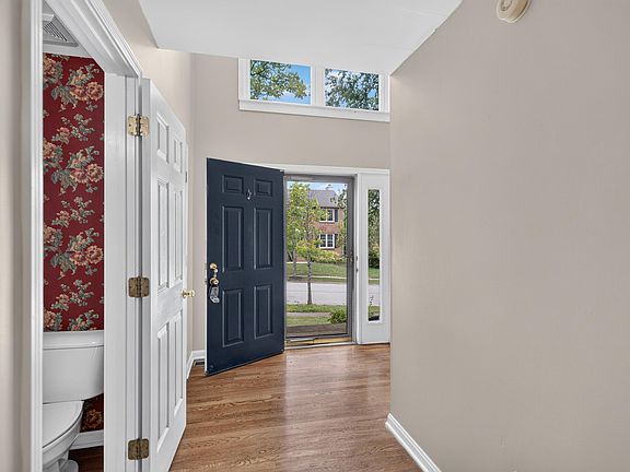 5th image of 4168 Watertrace Dr