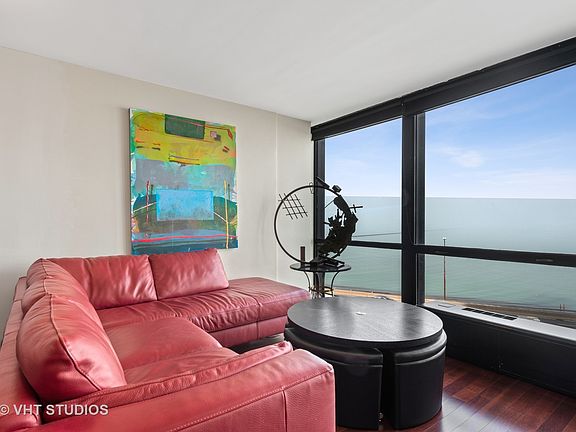 3rd image of 900 N Lake Shore Dr APT 514