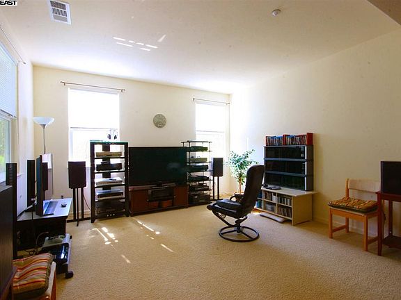 2nd image of 22961 Amador St