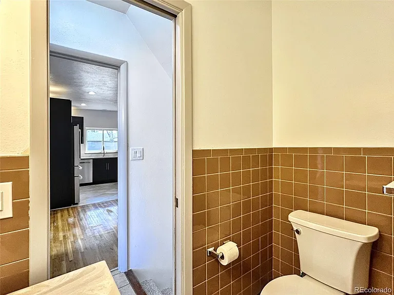5960 S Logan Ct — Photo 21
