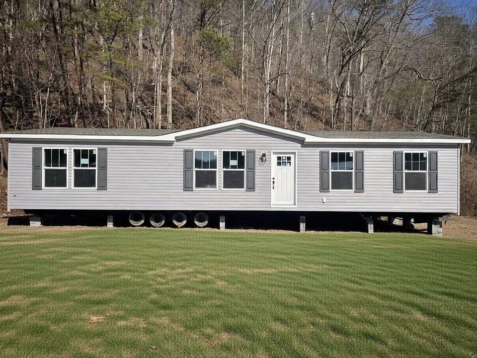 1st image of 224 Hominy Ln #18