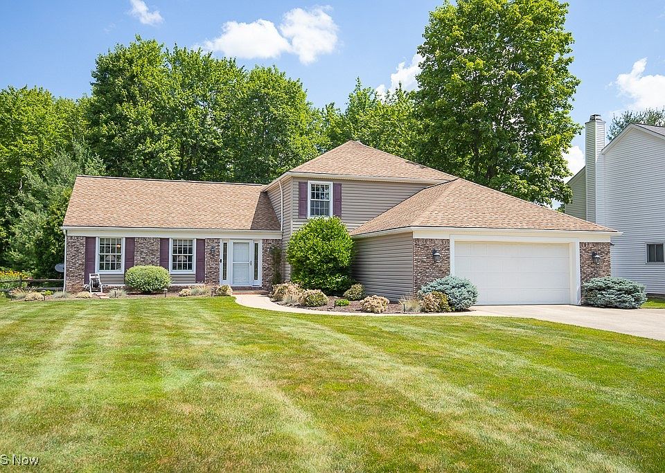 1st image of 20622 Wildwood Ln