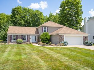 20622 Wildwood Ln, Strongsville, OH