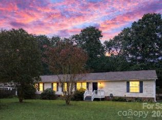 114 Ashford Dr, Olin, NC 28660