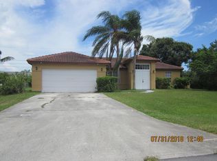 2665 SE Dozier Ln, Port Saint Lucie, FL 34952
