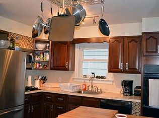 7 Gregory Dr, Hamilton, NJ 08690
