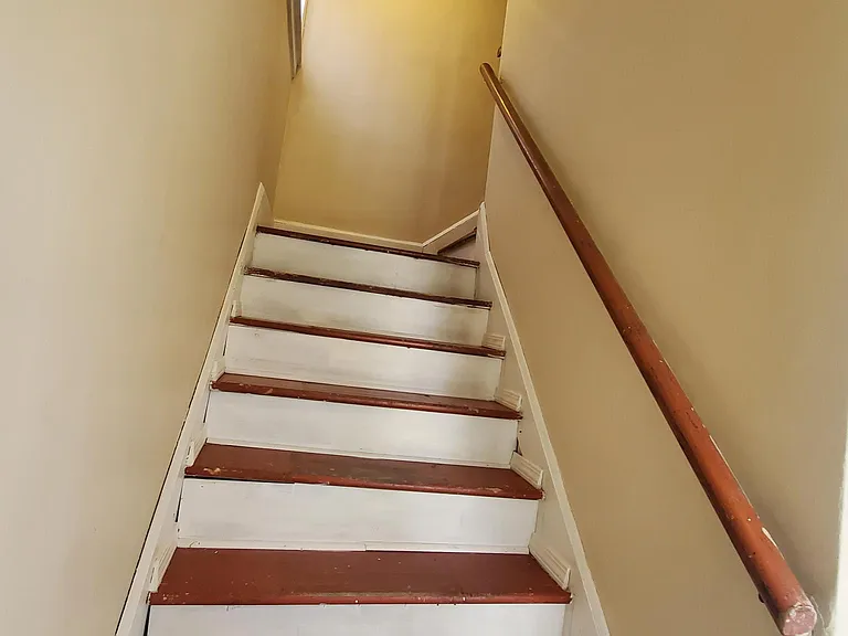 3345 Hogarth Ave #2 — Photo 4