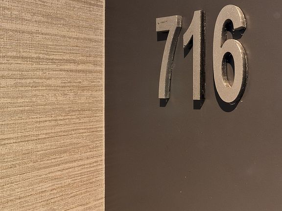 4th image of 3005 Pine Glen Rd #716