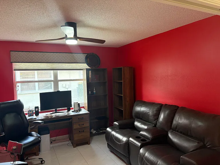 7275 Summer Tree Dr — Photo 17