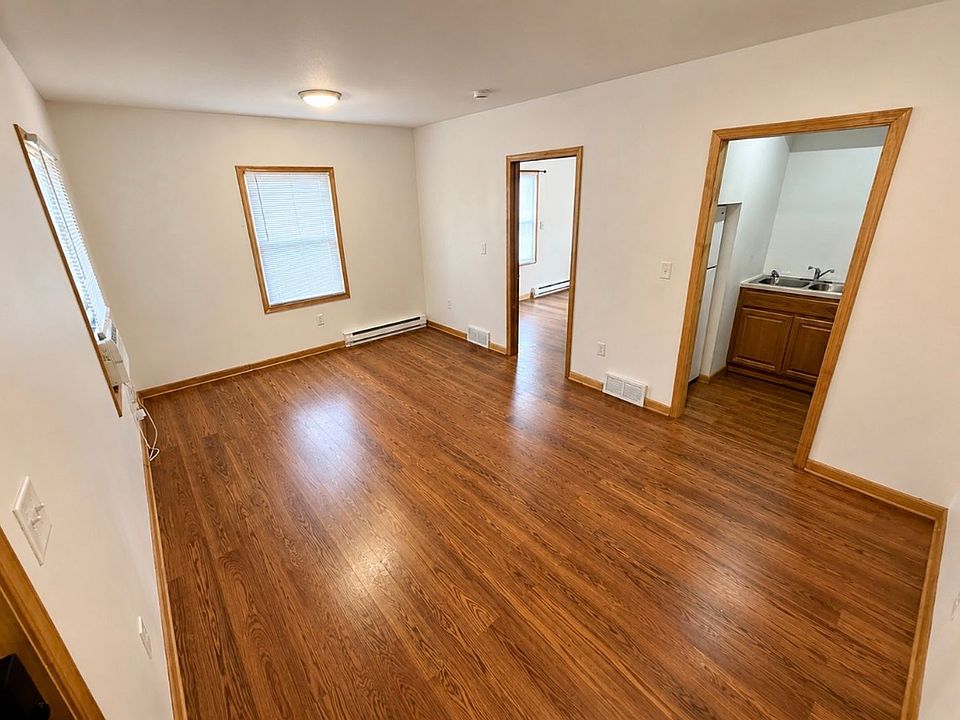 1st image of 612 Bancroft St #618-2