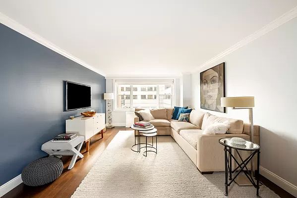 1st image of 165 W 66th St APT 14U