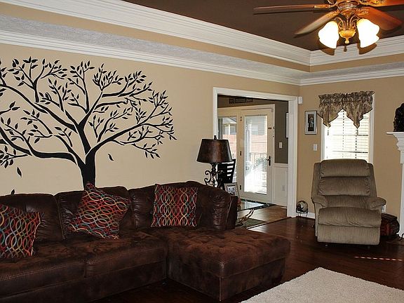 3rd image of 5478 Meadow Grove Dr