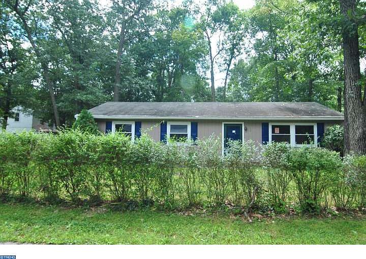 1st image of 700 S Brynwood Dr