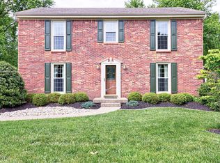 702 Ahland Rd, Woodlawn Park, KY 40207