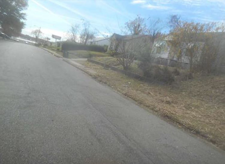 2nd image of 2075 Rile St