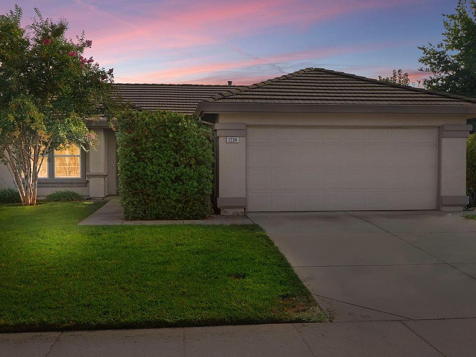 1st image of 1234 Hiddenwood Dr