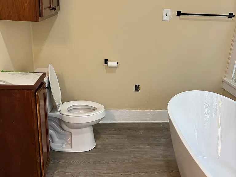 1505 Columbus St — Photo 10