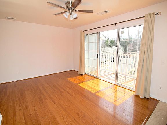 3rd image of 11761 Tolson Pl APT 301