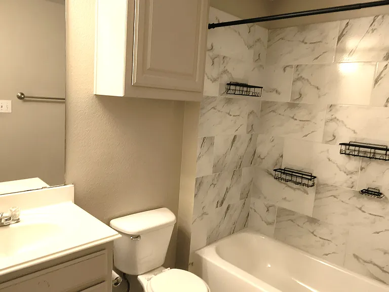 5725 Swords Dr — Photo 16