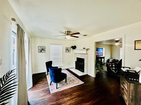 4th image of 4707 Valleyview Dr