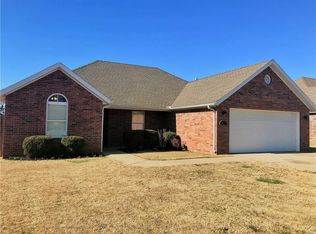 3912 Solitude St, Springdale, AR 72764