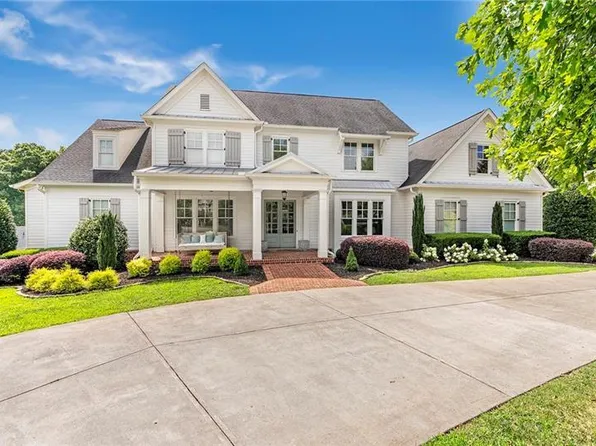 108 Trinity Hollow Dr, Canton, GA 30115