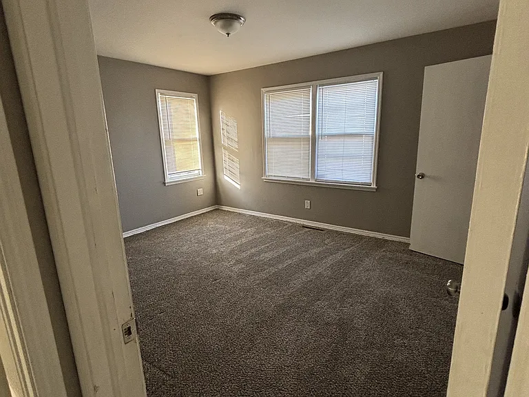 4522 S Osage Ave — Photo 6