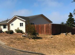32601 Old Willits Rd, Fort Bragg, CA 95437