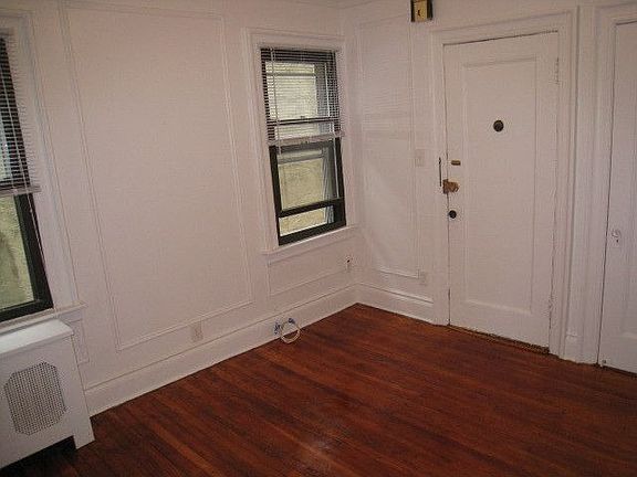 4th image of 37 Winfred Ave APT 4