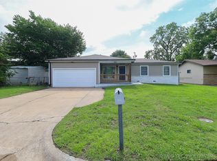 305 S 8th St, Broken Arrow, OK 74012