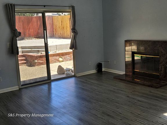 4th image of 1015 Cirby Oaks Way