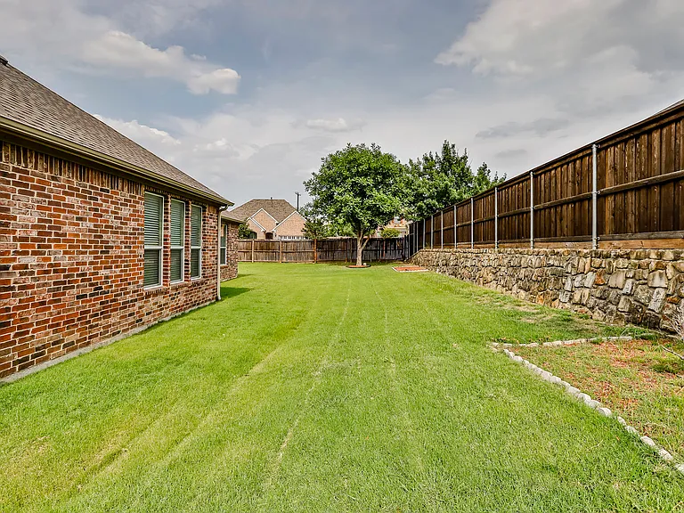 223 Aspen Ln — Photo 26