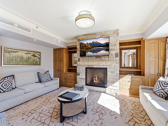 5th image of 2300 Deer Valley Dr E #433
