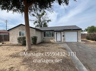 2631 E Ashlan Ave, Fresno, CA 93726
