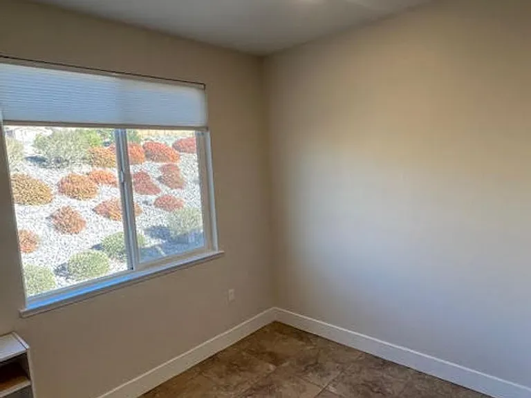 3056 Sterling Ridge Cir — Photo 17