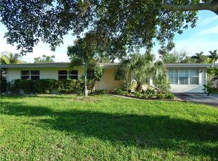 2114 Lee Ln, Sarasota, FL 34231