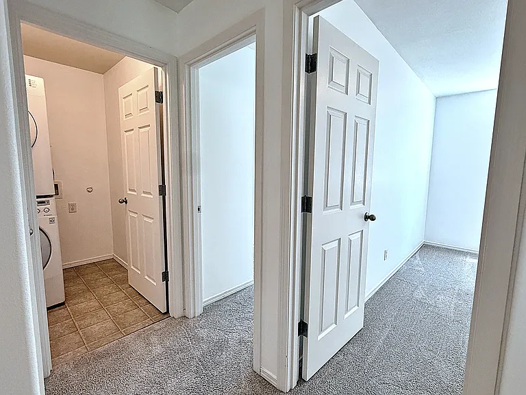 8807 N Tyndall Ave — Photo 10