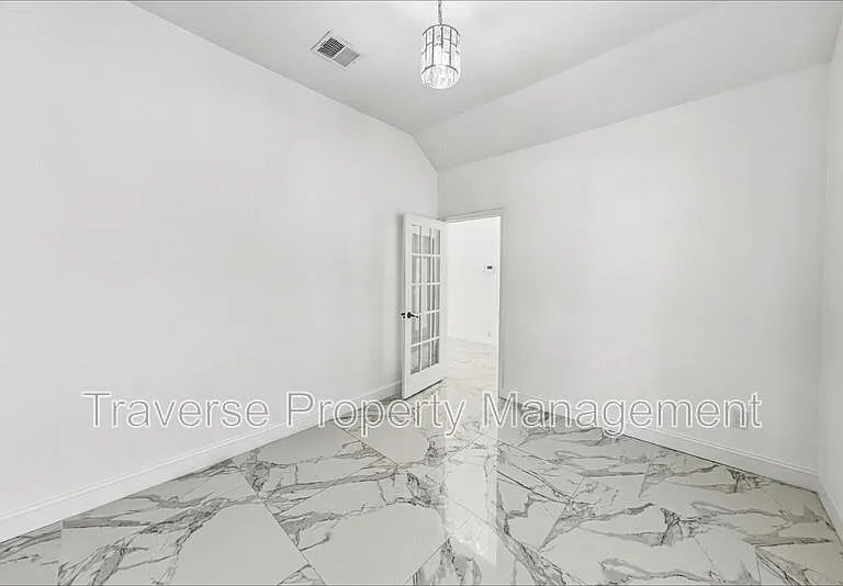8474 Muirwood Trl — Photo 10