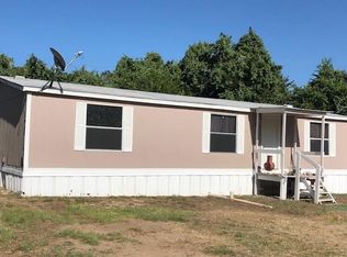 132 Arabian Trl, Dale, TX 78616