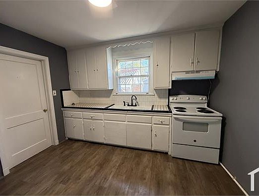 4th image of 2245 Bywood Ln