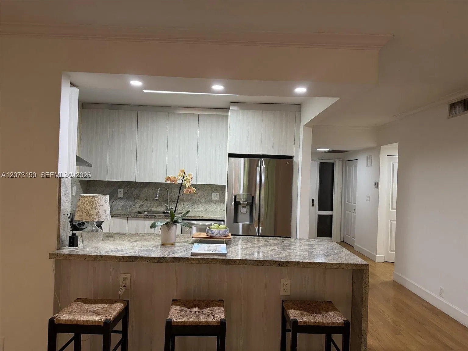 141 Crandon Blvd — Photo 2