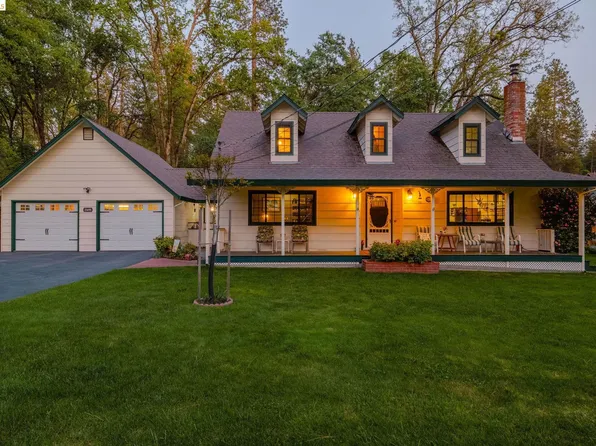 21695 Water Oak Dr, Sonora, CA 95370