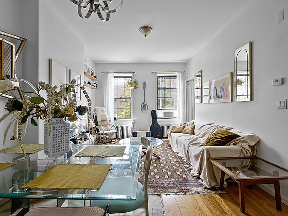 3rd image of 661 Mac Donough St #2