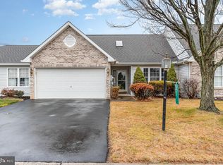 31 Ridgeway Dr, Mechanicsburg, PA 17050