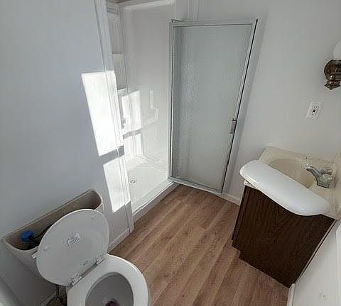 5th image of 8875 E Miller Rd