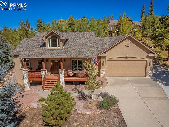 3rd image of 1035 Parkway Ln