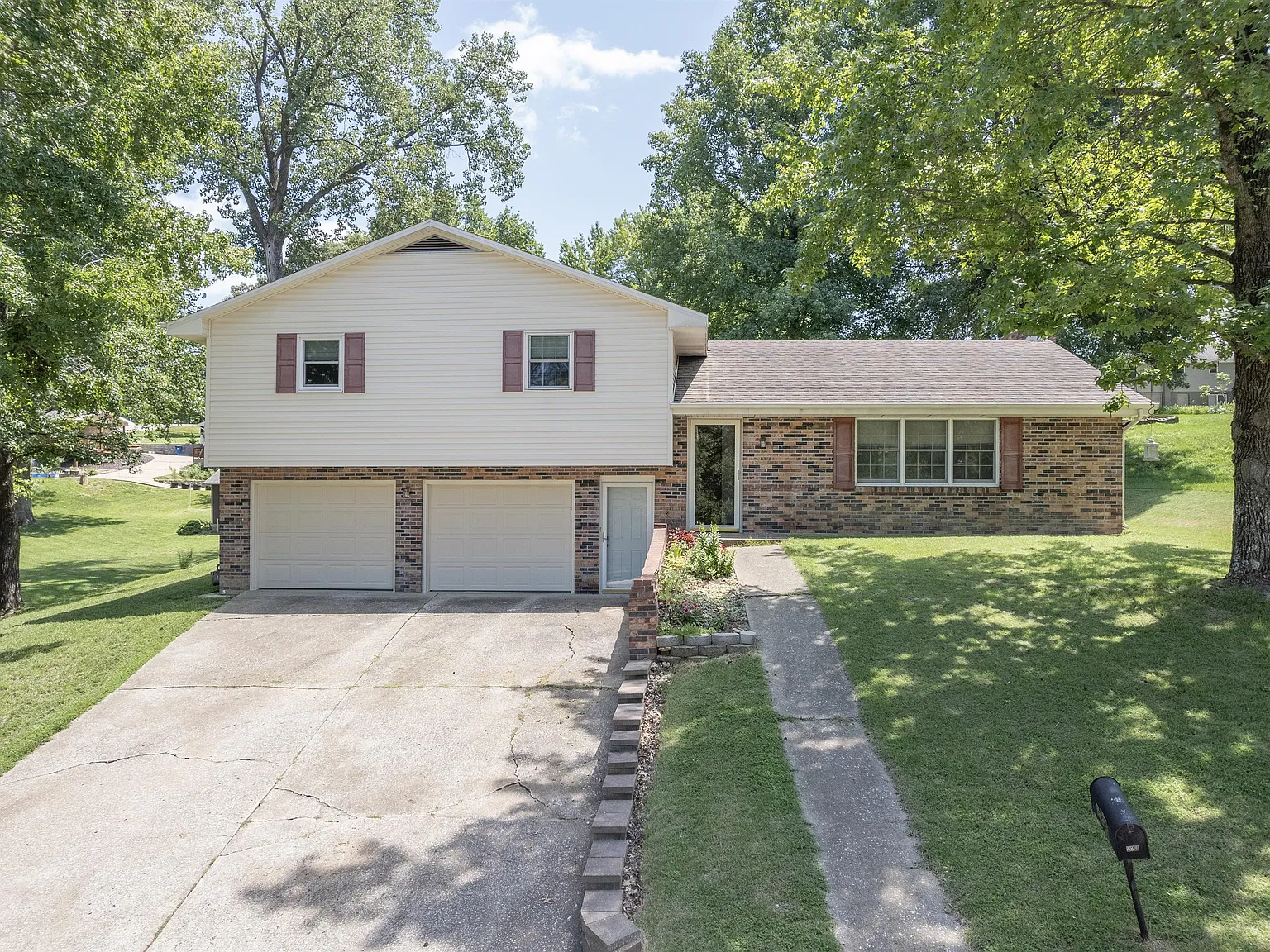 223 Mary Drive - 1 — Photo 1