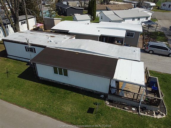 3rd image of 30 Regency Dr