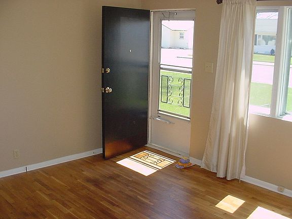 2nd image of 1319 Concord Dr